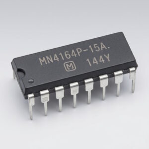 Motorola 4164 Upper RAM IC (MN4164P-15A) for Sinclair ZX Spectrum 48k and Commodore 64 repair.