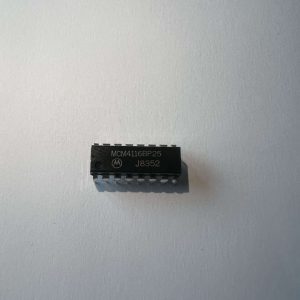 Motorola MCM4116BP 4116 Lower RAM IC for Sinclair ZX Spectrum 48K repair.